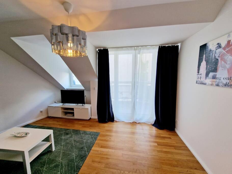 Flat In The Heart Of 2141 Berlino